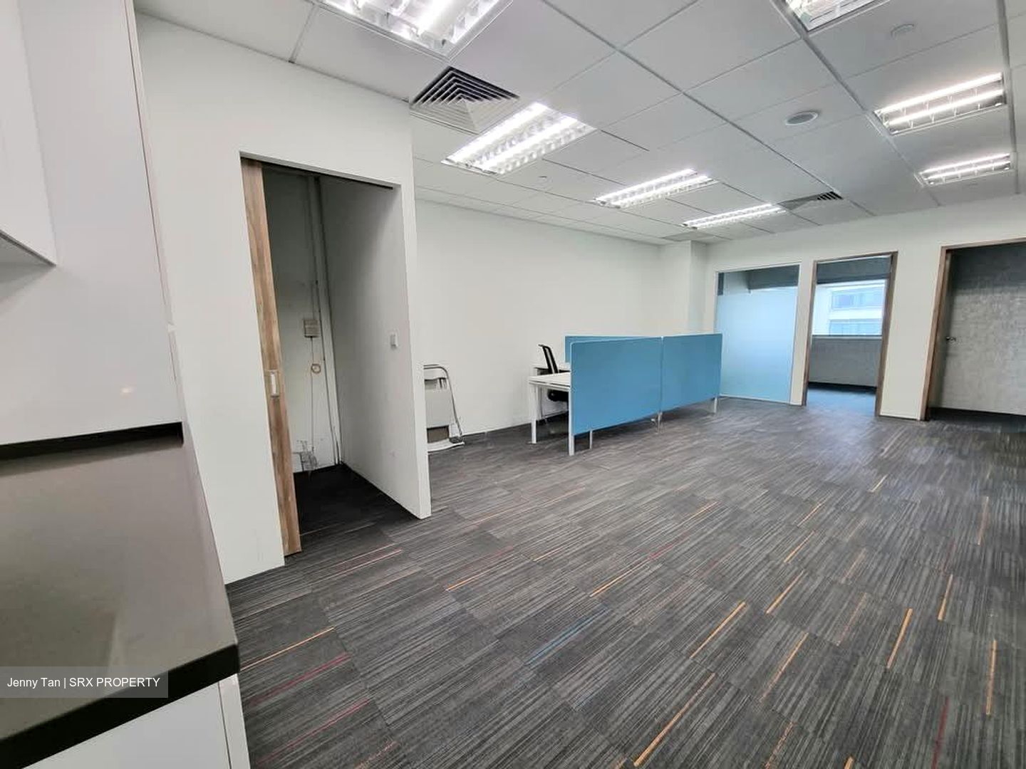 111 Somerset (D9), Office #570020731